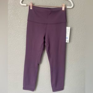 Lululemon Wunder Train Crops Size 6 NWOT purple grape mauve Lavender
